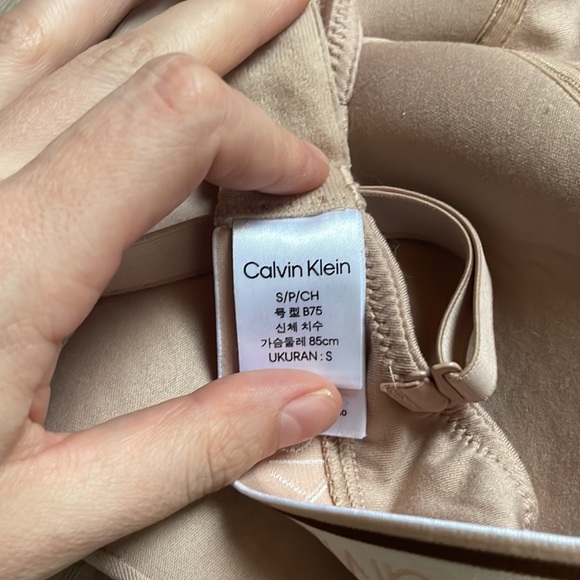 Calvin klein bras - Picture 2 of 2